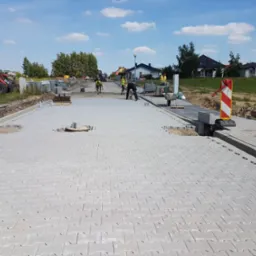 Droga z koski brukowej