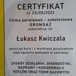 Certyfikat ukończenia kursu w zakresie zasad działania, diagnostyki, naprawy i konserwacji kotłów oraz term gazowych, wydany przez firmę Gromgaz dla Łukasza Kwiczali, z datą 29.08.2023.