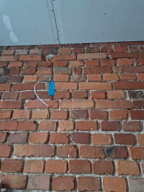 Odzyskiwanie starej cegły - efekt czyszczenia