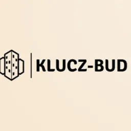 Logo firmy budowlanej KLUCZ-BUD z symbolem budynku w formie heksagonu z oknami.