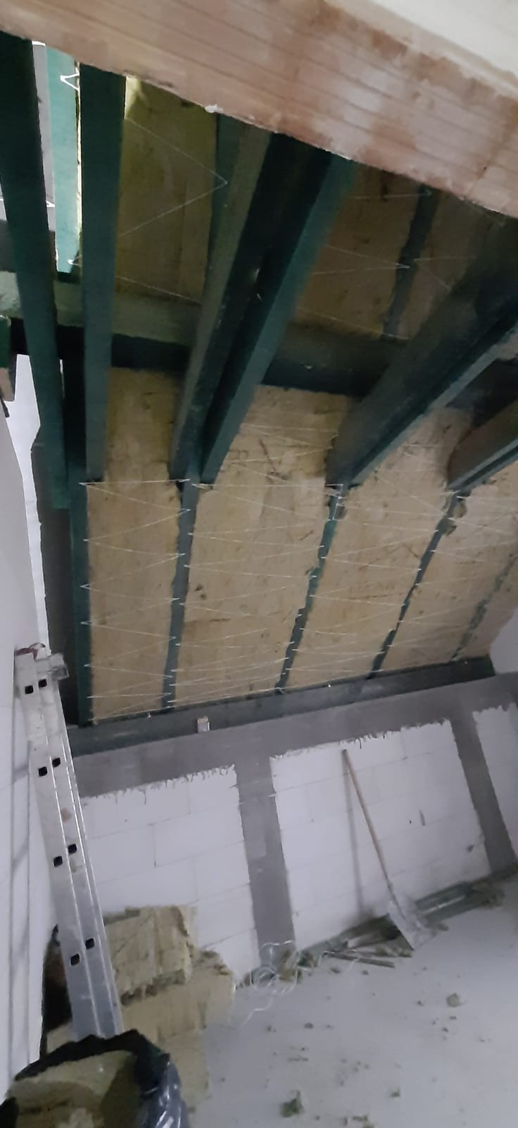 Pierwszy etap ocieplenia poddasza