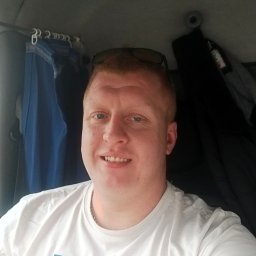 Damian Jankowski - Malarz Elewacji Poręba