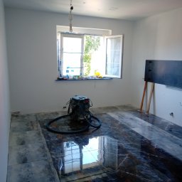 Glazurnik Małomice 3