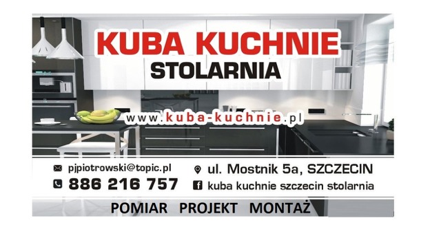 Grafika reklamowa firmy Kuba Kuchnie Stolarnia przedstawiająca fragment nowoczesnej kuchni z czarnymi blatami i białymi szafkami, z widocznymi danymi kontaktowymi i zakresem usług: pomiar, projekt,...