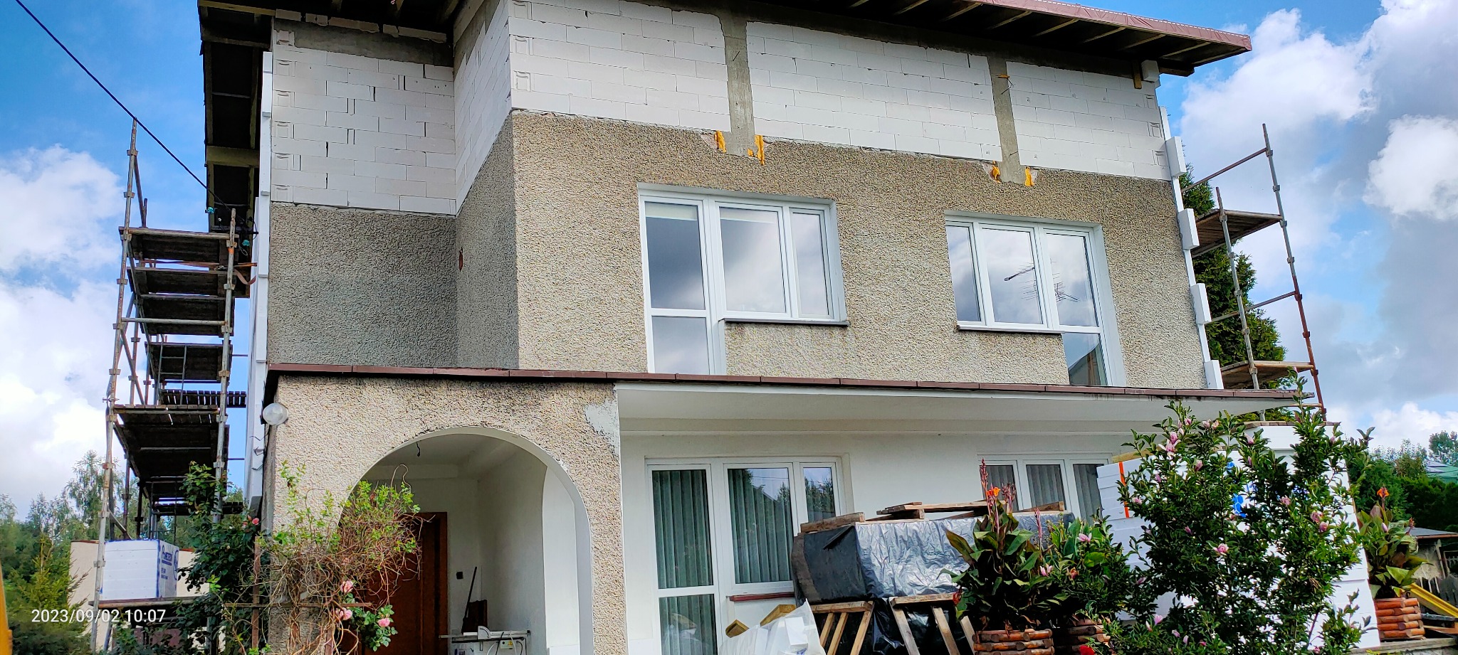 Podnoszenie budynków mieszkalnych nie stanowi najmniejszego problemu.