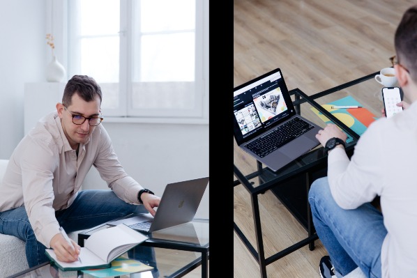 Mężczyzna w okularach, siedzący na kanapie, robi notatki w notesie i korzysta z laptopa, obok drugi mężczyzna przegląda ofertę nieruchomości na smartfonie.