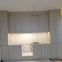 Układanie paneli Józefów 3