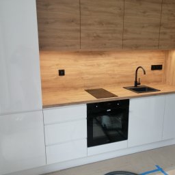 Układanie paneli Józefów 4