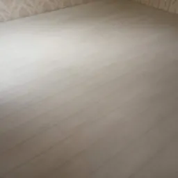 Jasne panele podłogowe ułożone w pokoju z tapetą w delikatny wzór na ścianie i zasłoną w rogu