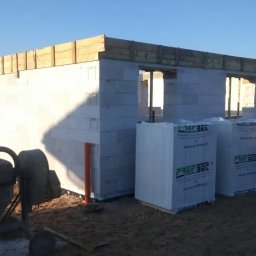 Domy murowane Piekoszów 1