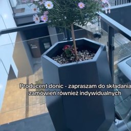 P.P.U.H Rotax Janusz Borowicz - Duże donice spawane , szlifowane , gięcie załamań , malowane (Projekt indywidualny pod klienta)