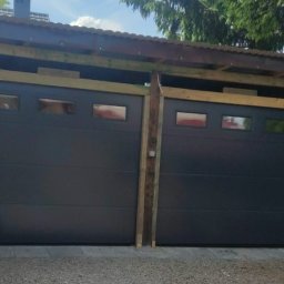 GENEZA S.C. - Bramy segmentowe Wiśniowski UniPro gr. 40mm SSp 2750x2375, napęd Moto 600, kolor RAL 7016 SILKLINE, okienka typ A-1