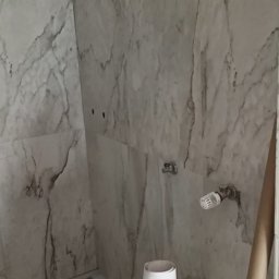Położenie płytki w łazience