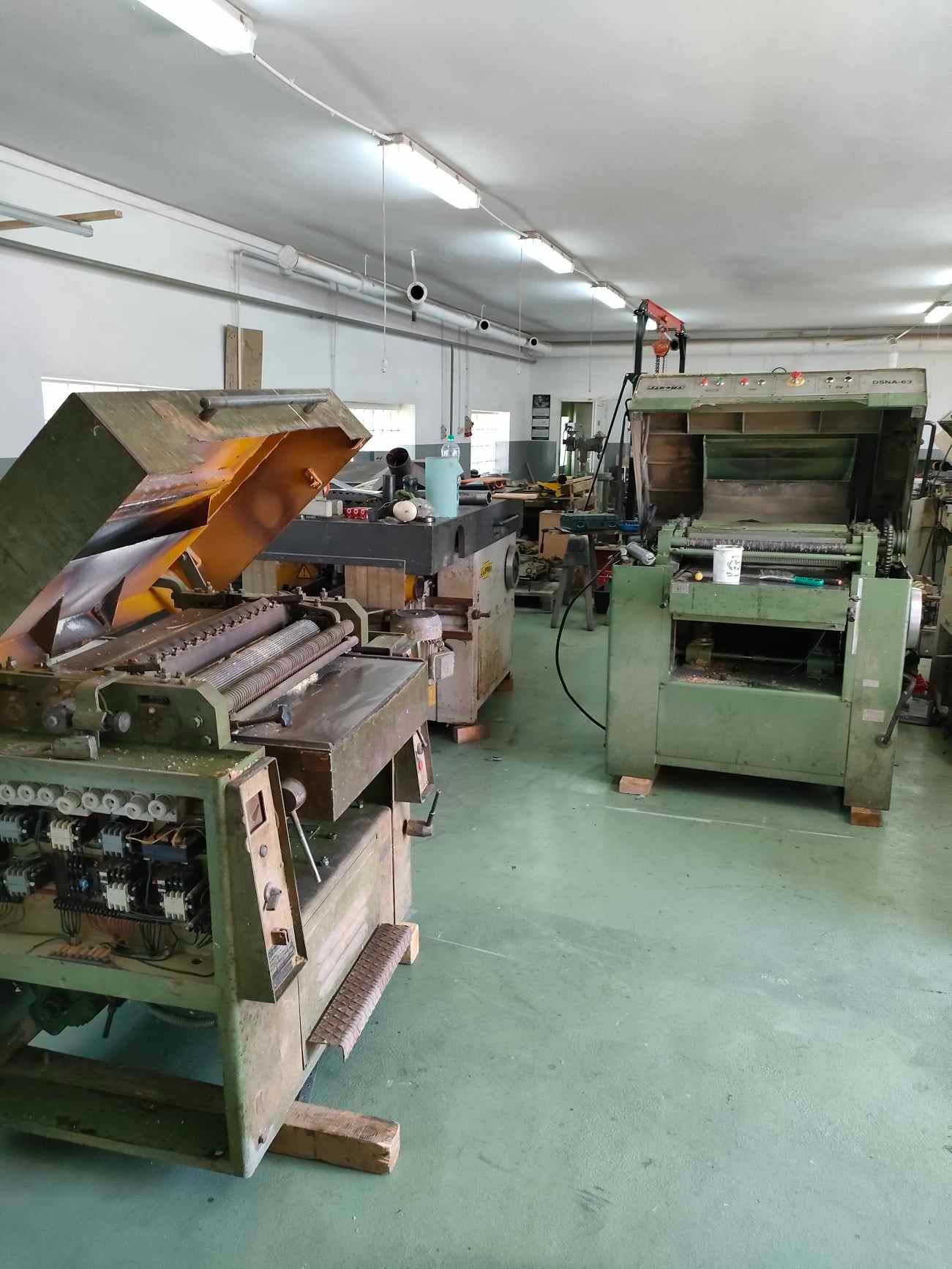 Nasza hala remontowa JR SERWIS Maszyny Stolarskie - JAROCIN