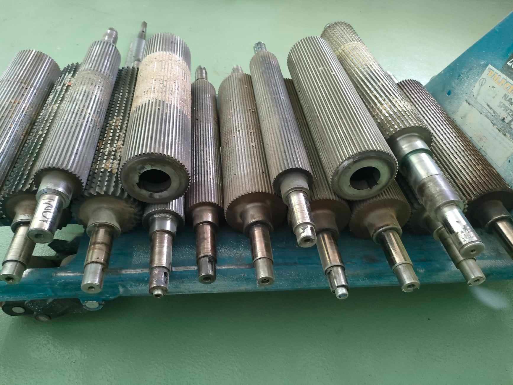 Walce posuwu do regeneracji w JR SERWIS Maszyny Stolarskie