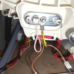 Fachman Damian Fryz - Wymiana grzałki w pralce Whirlpool