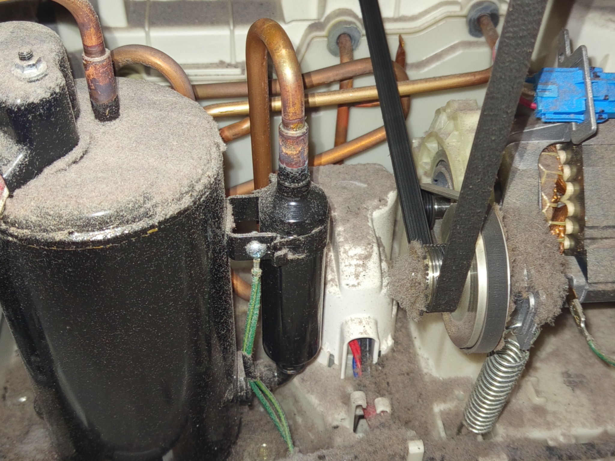 Czyszczenie wymiennika ciepła w suszarce Samsung