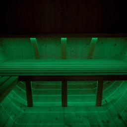 Oświetlenie LED w saunie. Zakład produkcyjny: Nienadówka 164, 36-052 (woj. podkarpackie, okolice Rzeszowa)