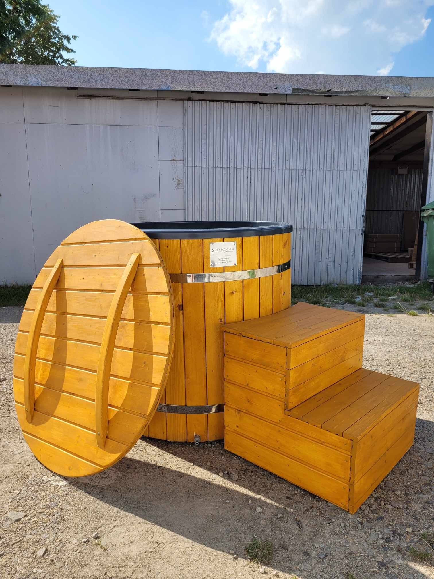 Beczka do schładzania. Komplet. Zakład produkcyjny: Nienadówka 164, 36-052 (woj. podkarpackie, okolice Rzeszowa)