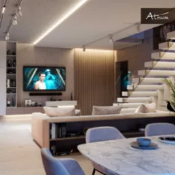 Nowoczesny salon z oświetleniem LED, schodami z przezroczystą balustradą i telewizorem wyświetlającym postać z serialu science fiction.