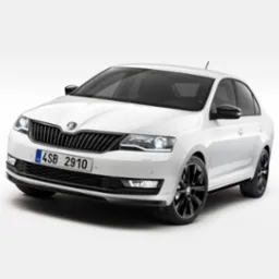 Biała Skoda Rapid z czarnymi felgami na białym tle studyjnym, widoczny numer rejestracyjny 4SB 2910.