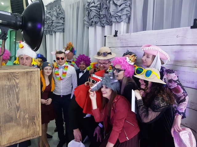 Fotobudka na twoja impreze firmową, event, wesele, impreze rodzinną