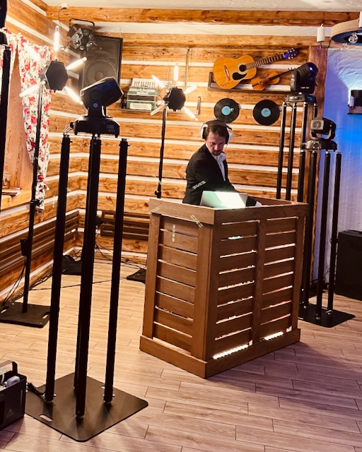 DJ rustykalny wystrój sali, boho wesele