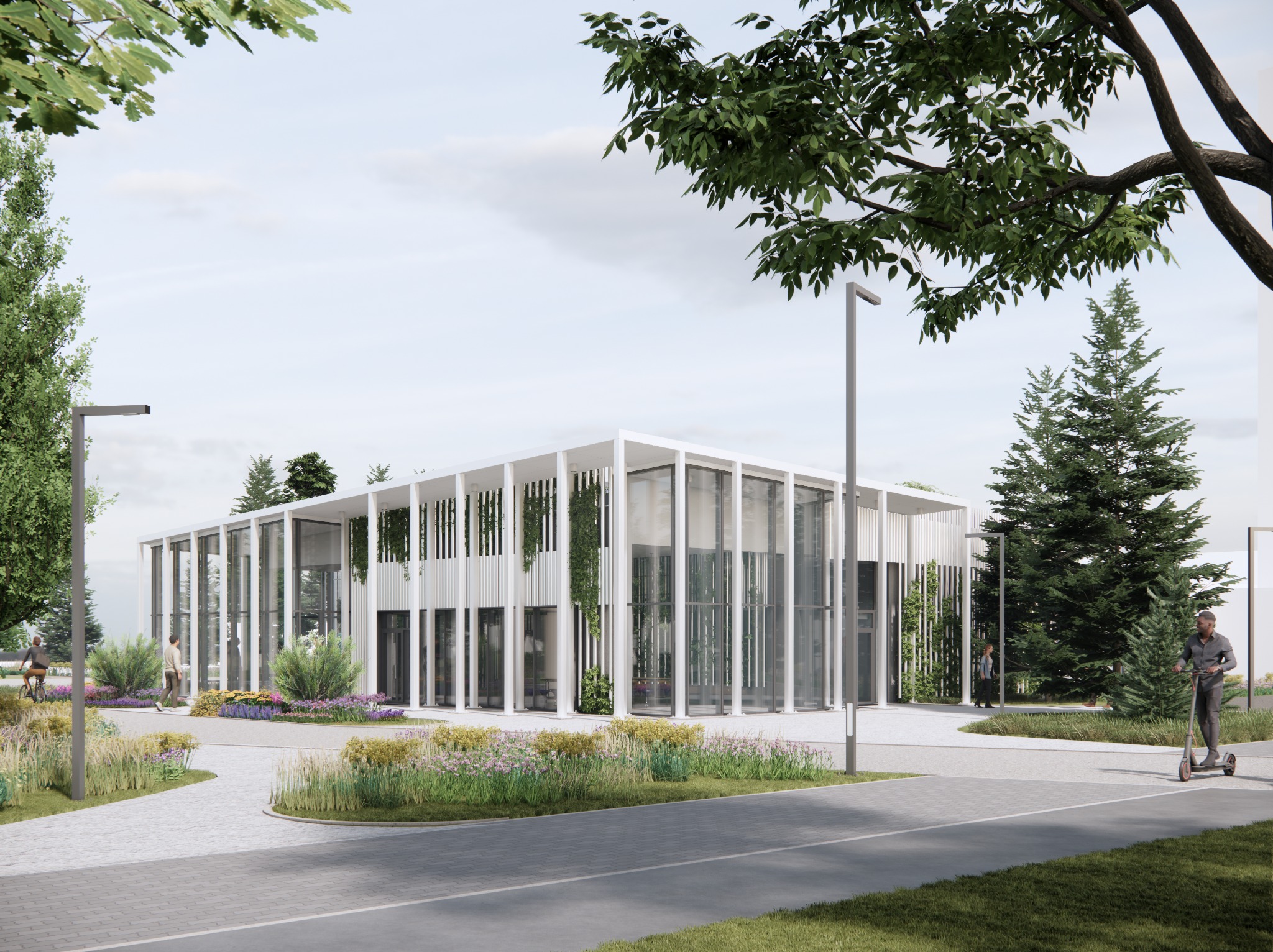 Wizualizacja budynku dydaktycznego uczelni wyższej w Łomży z białymi kolumnami, szklanymi ścianami, zielenią na fasadzie i osobą na hulajnodze elektrycznej na ścieżce.