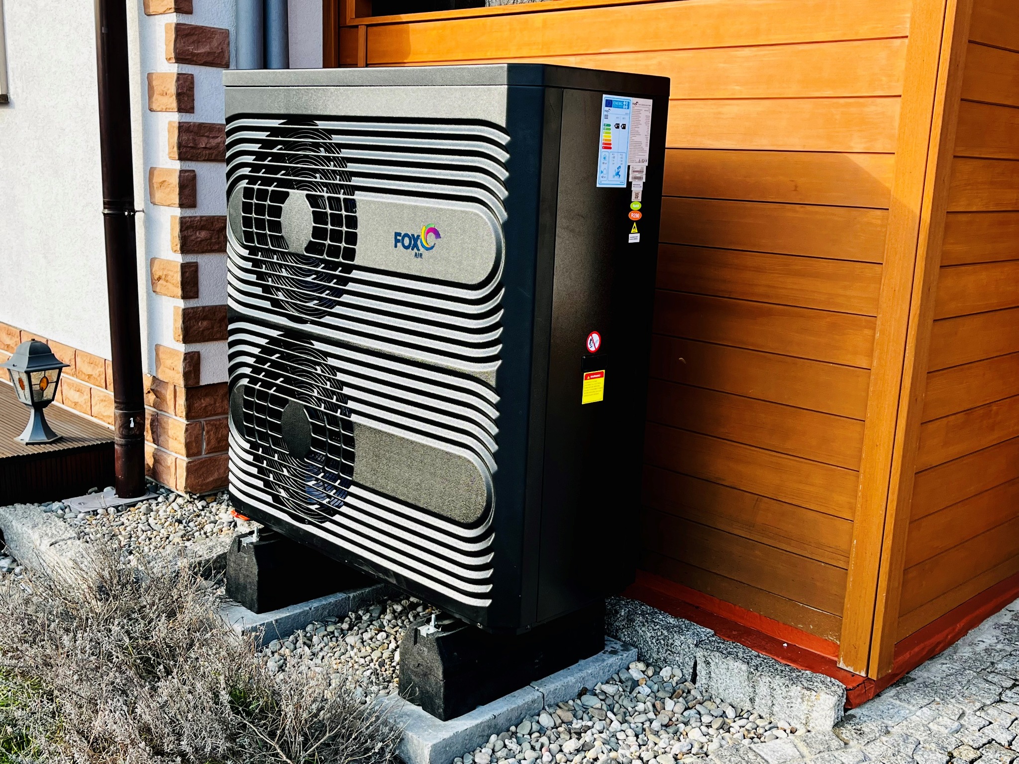 Pompa ciepła powietrze-woda FOXAIR ekologiczny czynnik R290 22kW