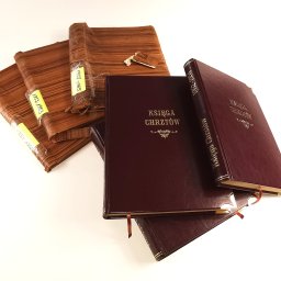 Naprawa starych ksiąg parafialnych, pamiątkowych, oprawa księgi chrztów, księgi małżeństw, księgi zgonów, renowacja księgi dawnej, usługi introligatorskie Pimax