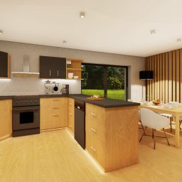 Rove Studio - Wizualizacja przestronnej kuchni z drewnianymi szafkami, czarnymi blatami i wyspą, stół jadalny z białymi krzesłami przy ścianie z drewnianych paneli, widok na ogród przez okno.