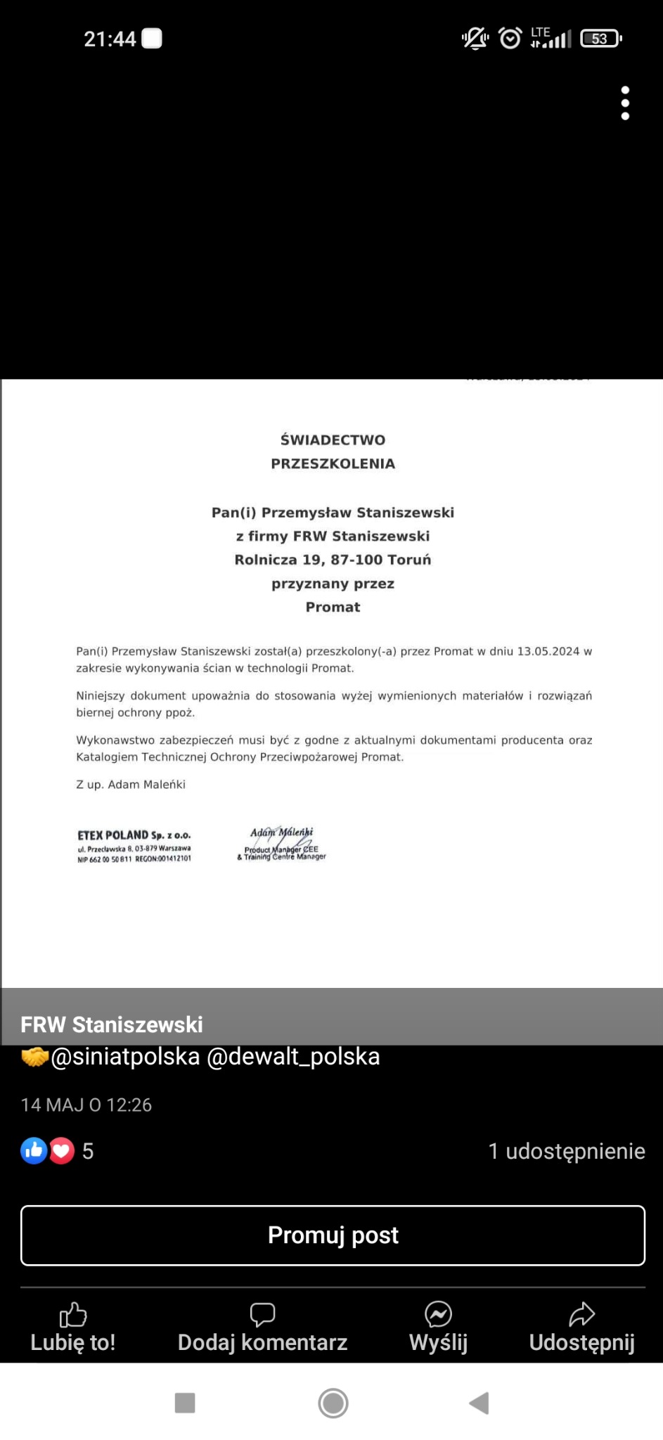 Skan świadectwa przeszkolenia Przemysława Staniszewskiego z firmy FRW Staniszewski, uprawniającego do wykonywania ścian w technologii Promat, udostępniony na profilu @siniatpolska i @dewalt_polska.