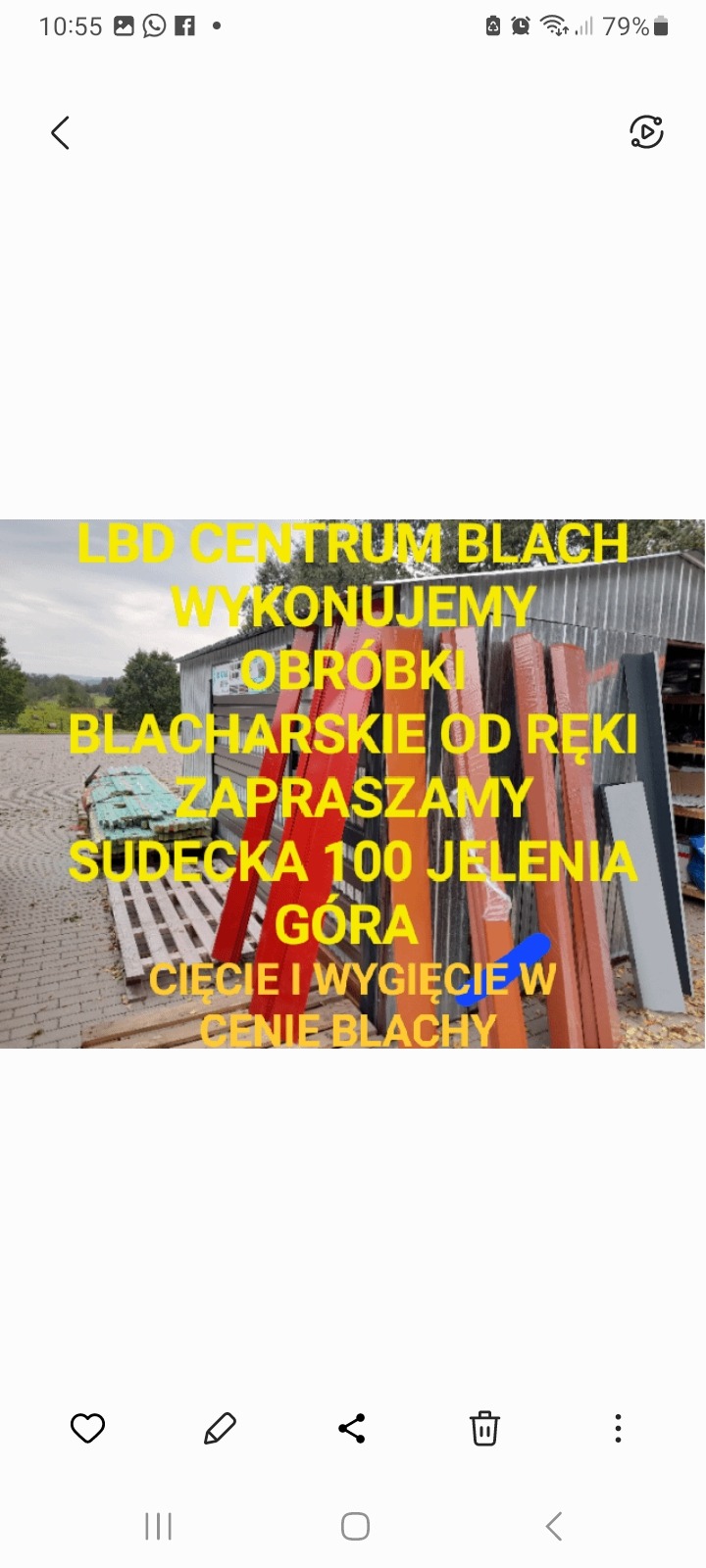 Kolorowe arkusze blachy z napisem 'LBD CENTRUM BLACH' na tle magazynu i zieleni, widoczne obróbki blacharskie i zaproszenie do zakupu.