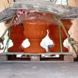 wozimy artykuły wymagające szczególnego traktowania...