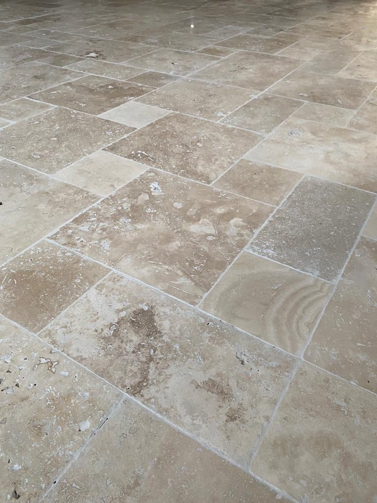 Posadzka trawertynowa