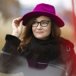 Quadrat Studio Agnieszka Kubilus - Sesje Kobiece Marki