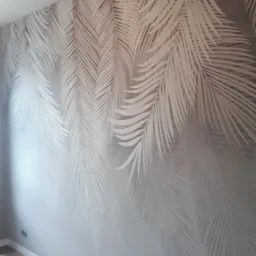 fototapeta na jednej ścianie w salonie