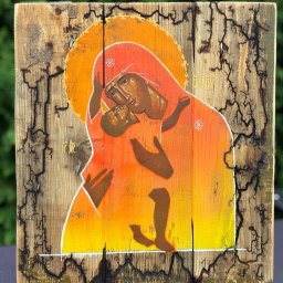 Praca na skrzyni po amunicji z Ukrainy