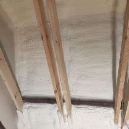 CIEPŁY DACH SP. Z O.O. / SPRAYSTOCK SP. Z O.O. - Izolacja fundament&oacute;w Ł&oacute;dź