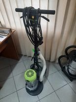 Wolff NEO 230 230V to popularna szlifierka podłogowa, idealna do przygotowania podłoża przed dalszymi pracami.