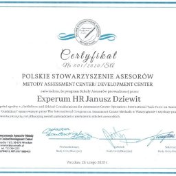 Projektujemy i realizujemy sesje Assessment/Development Center, a także prowadzimy Szkołę Asesorów. Wszystko to w zgodzie z „Guidelines and Ethical Considerations for Assessment Center Operations International Task Force on Assessment Center Guidelines”