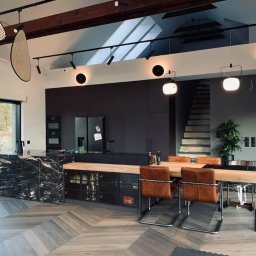 jodełka dębowa, styl węgierski