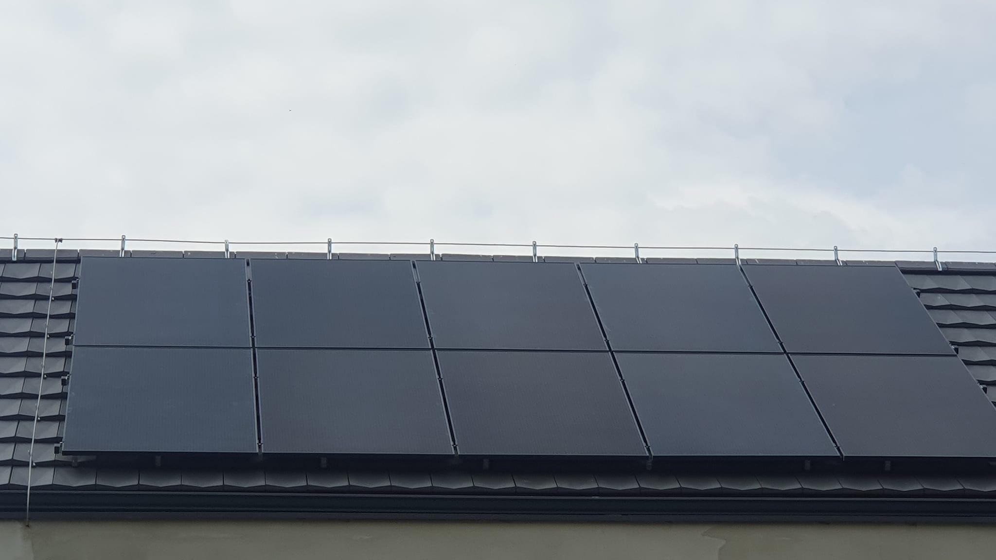 FULL BLACK z INSTALACJE MACIEJEWSKI