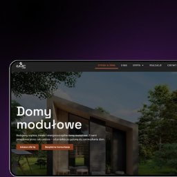 Agencja Tworzenia Stron Internetowych YetiWeb Olaf Orlikowski - Ekran tabletu prezentuje stronę internetową z nowoczesnym domem modułowym w tle. Widoczne menu nawigacyjne i hasło reklamowe. Minimalistyczny design strony.