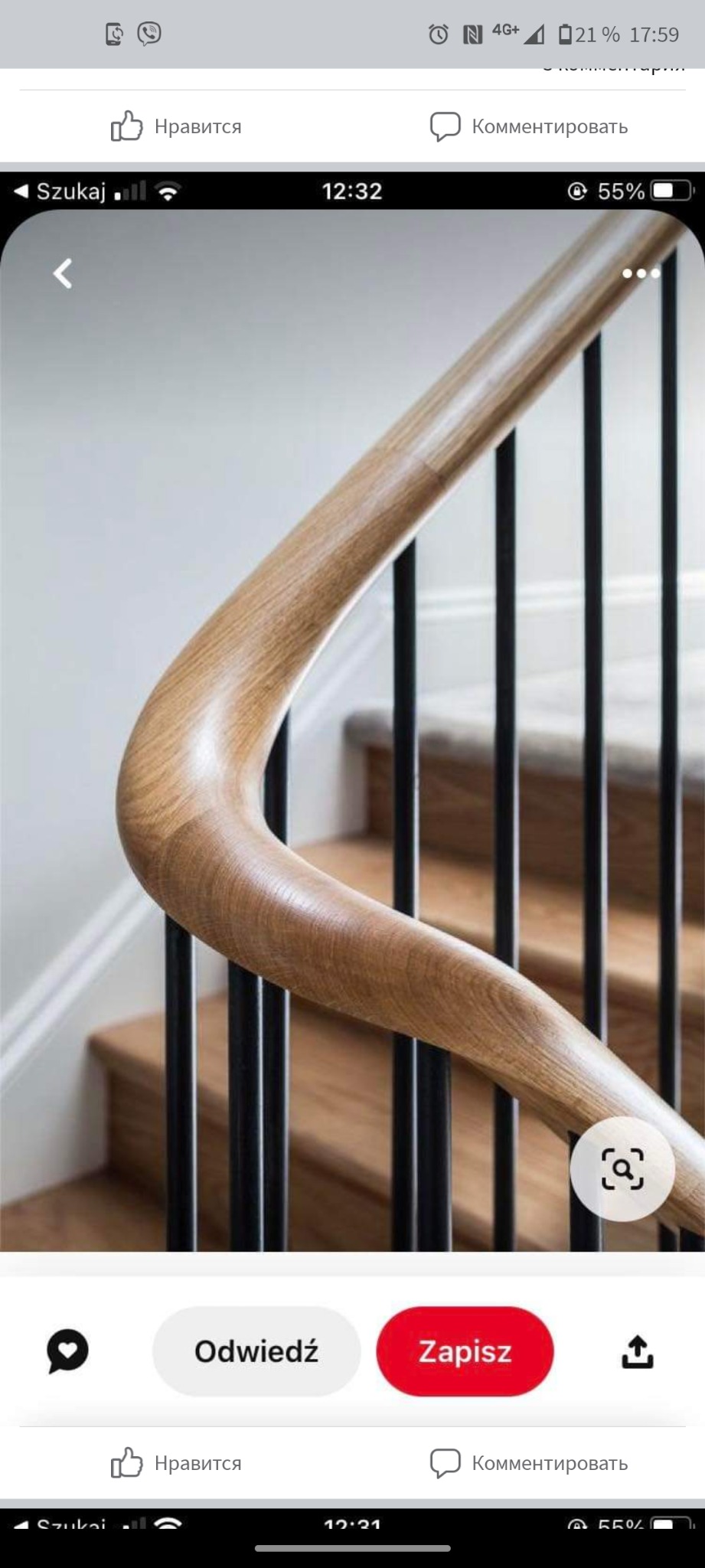 Drewniana poręcz schodów z czarnymi metalowymi tralkami, naturalne wykończenie drewna, widoczne fragmenty stopni.