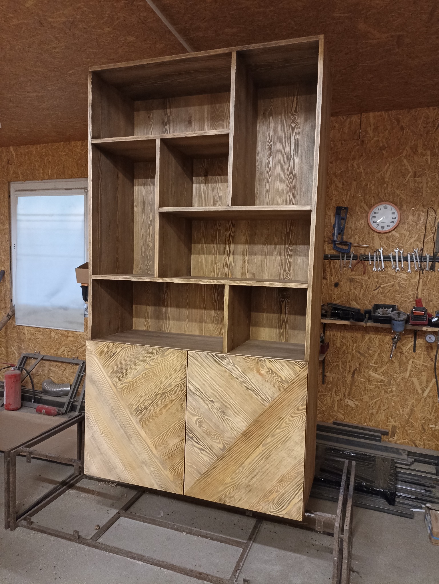 Szafa wolnostojąca rustyk.