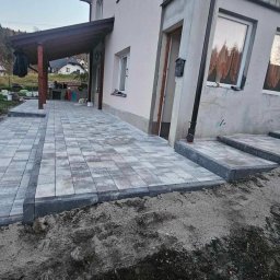 Układanie kostki brukowej Tokarnia 1