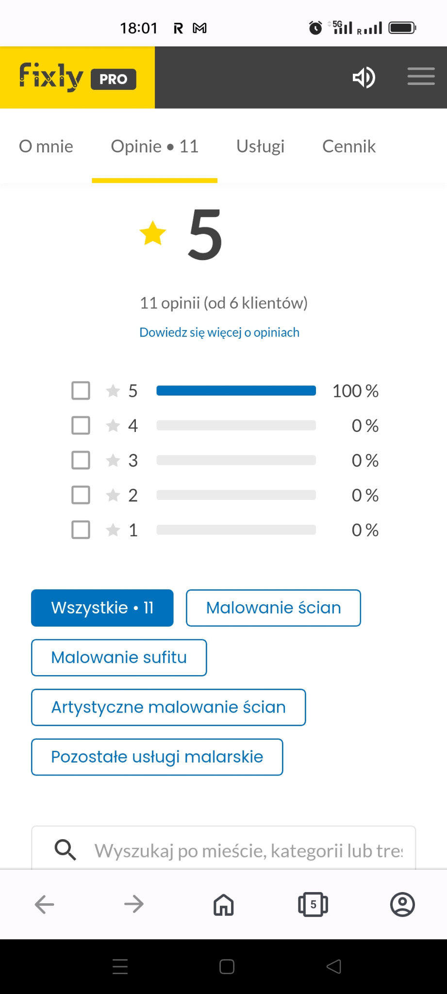 Ekran telefonu z aplikacją Fixly Pro, prezentujący oceny i opinie użytkowników, z przewagą ocen 5-gwiazdkowych i dostępnymi kategoriami usług malarskich.