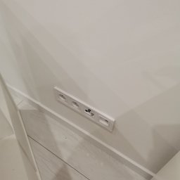 Marcin Brodowski - montaż gniazd