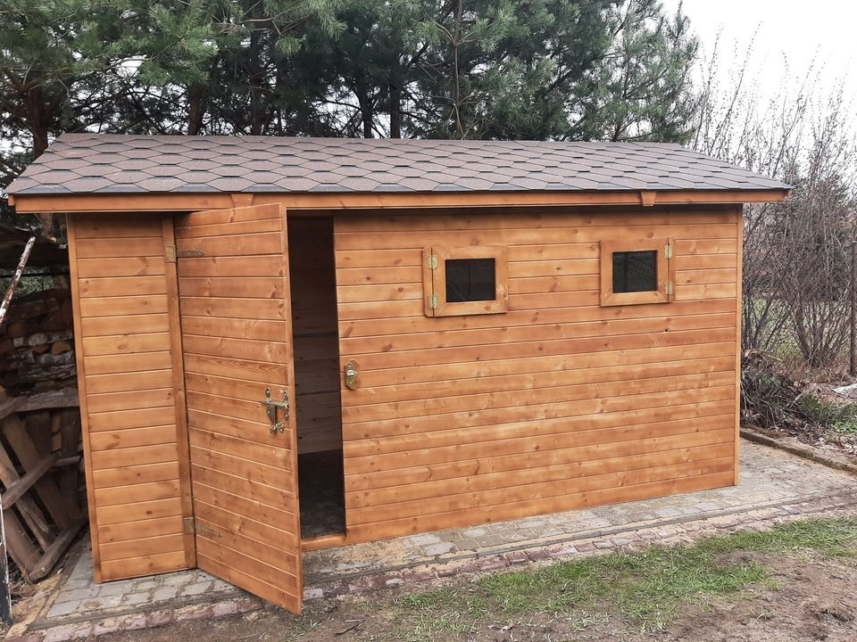 Drewniany domek na narzędzia WITEK